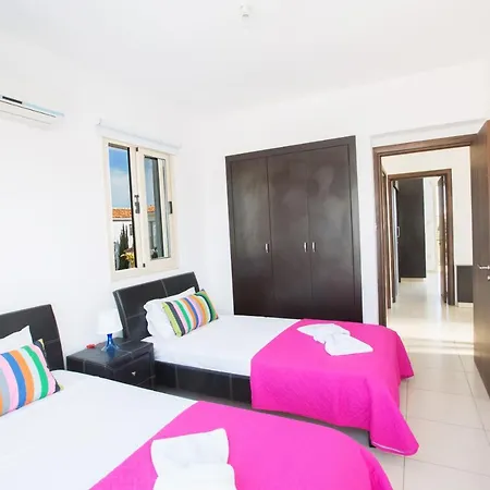 Abrielle Villas And * 普罗塔拉斯